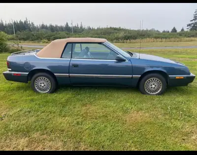 1988 Chrysler LeBaron · Convertible · Driven 52,059 kilometers 1988 Chrysler Le Baron, 2 Door Conver...