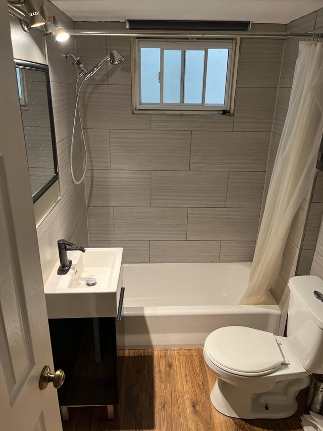 2190 Av. Girouard — photo 3