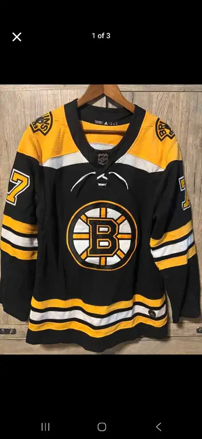 Mens Boston Bruins Borque jersey Great condition!