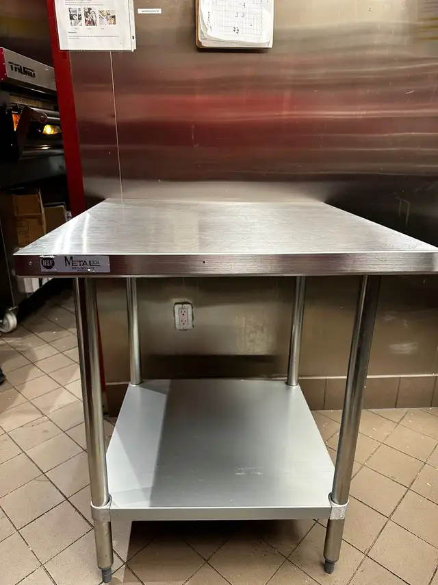 Sub-equip Gauge 430 Stainless Steel Work Table w/ Undershelf in Industrial Kitchen Supplies in City of Toronto - Image 3