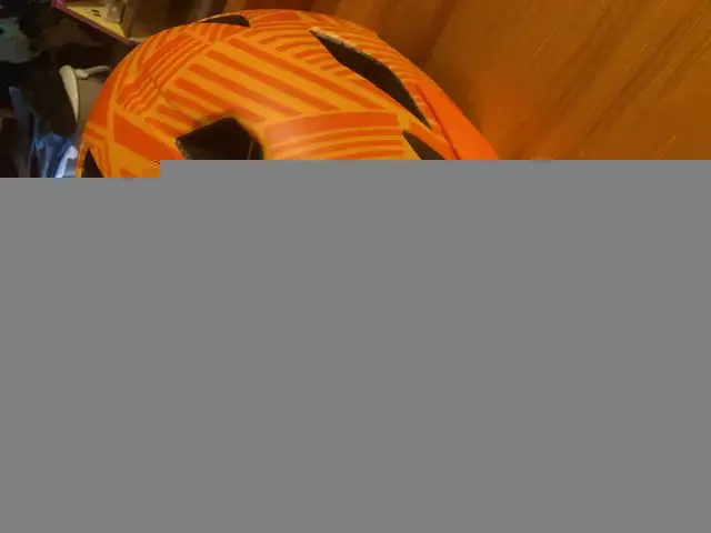 bicycle helmets in Clothing, Shoes & Accessories in Kingston - Image 7