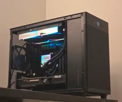 RTX 5080 + 9800X3D Gaming PC High End Micro/Mini Build, View more