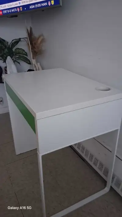 bureau de travail , View more