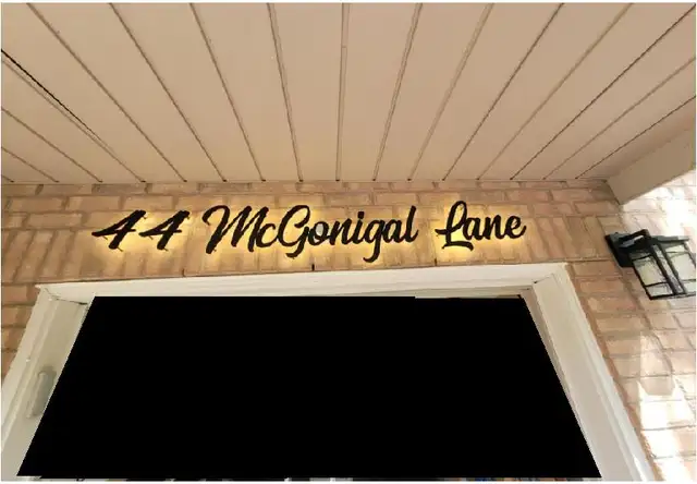 LED Script Number Home Address Cursive Custom Letter Light Sign in Outdoor Décor in Mississauga / Peel Region - Image 3
