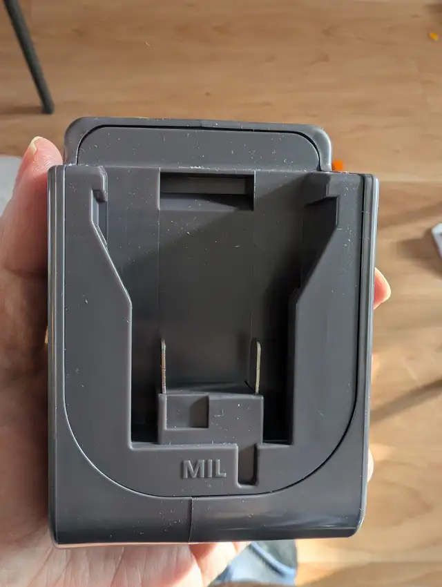 18V Ryobi , Milwaukee or 20V Craftsman Battery Adapter For DYSON in Power Tools in Oshawa / Durham Region - Image 7