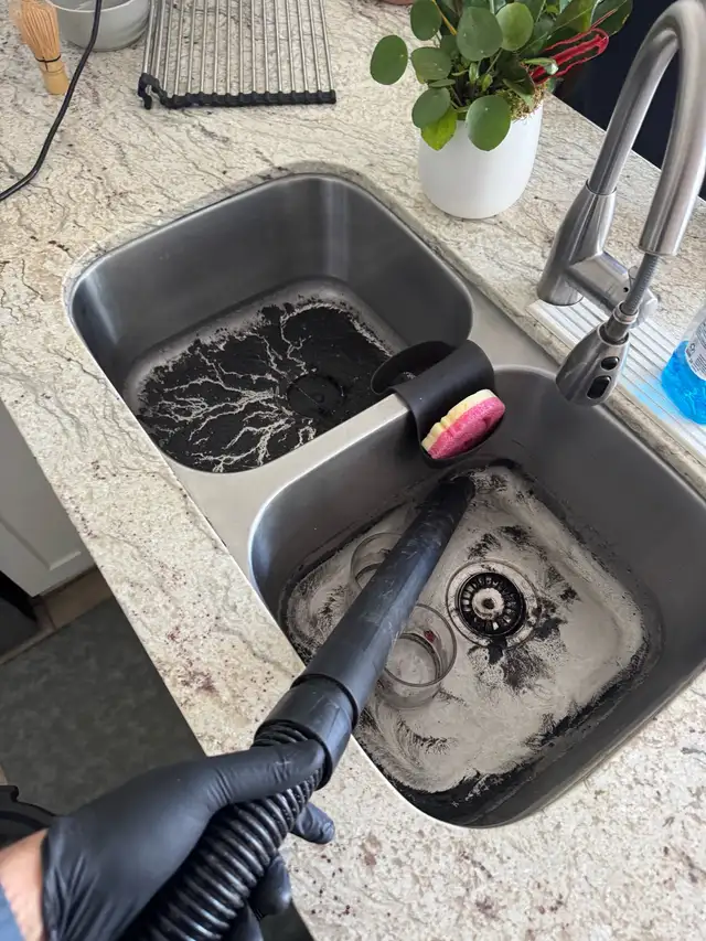 PLUMBER  service 489972042459392002