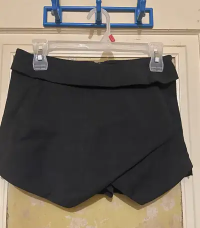 Talula dressy shorts size 0, View more