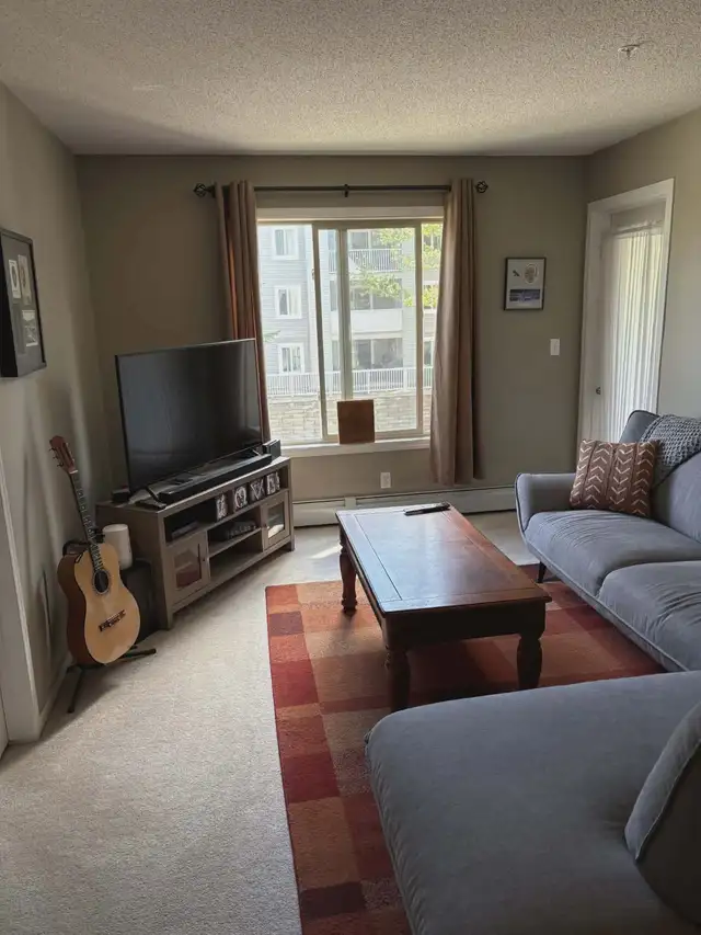 2 BR, 2 full baths,  DEN, Stainless Steel Appliances