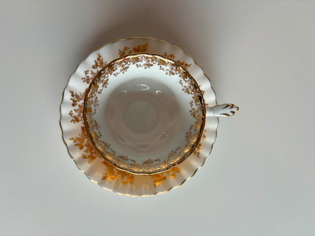 Royal Albert Tea Cup in Arts & Collectibles in Bedford - Image 2