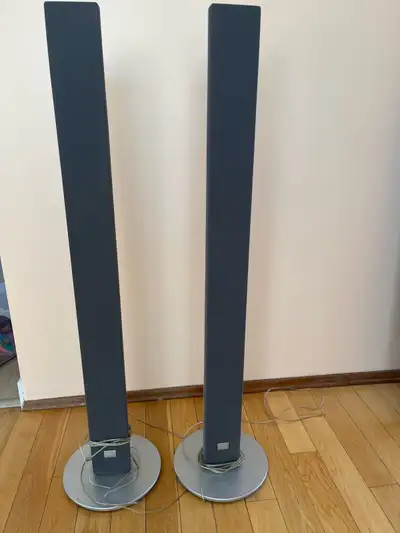 2 huge Speakers, View more