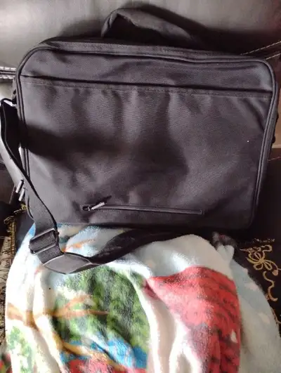 Laptop carrying case 15 inch capacitive, View more