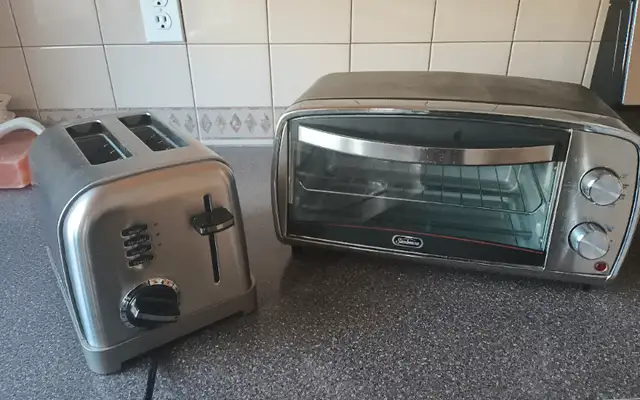 Toster  and Toster oven62863732059905122