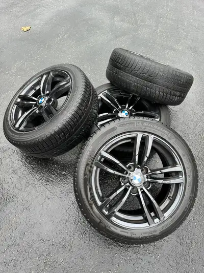 Set of 4x 225 50 17" BMW alloy rims, previously used on a BMW X1. These rims are compatible with mul...