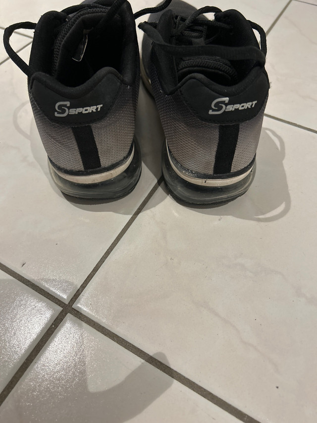 Womens sketchers size 7 excellent condition  in Women's - Shoes in Mississauga / Peel Region - Image 4