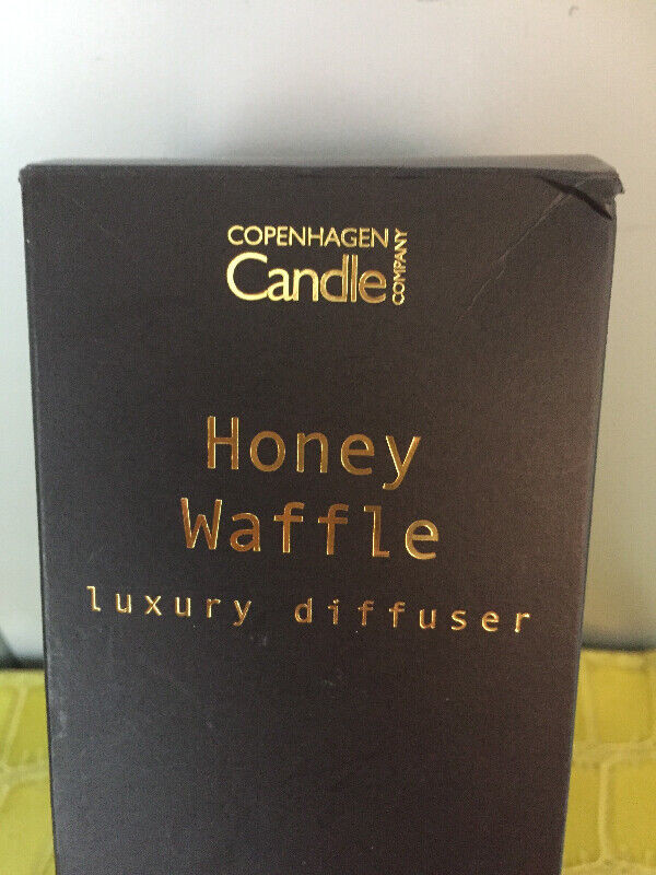 The Copenhagen Candle Co. Honey Waffle Luxury Diffuser - NEW in Health & Special Needs in City of Toronto - Image 2