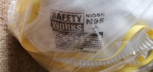 1 BOX SAFETY WORK N95 HARMFUL DUST RESPIRATOR 10102483 10 PACK in Other in Ottawa - Image 4