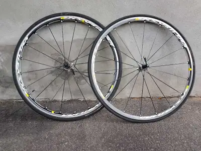 Roues de vélo de route Mavic (700C), View more