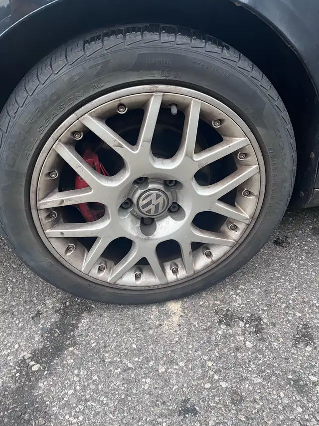 VW Golf rims in Tires & Rims in Mississauga / Peel Region - Image 4