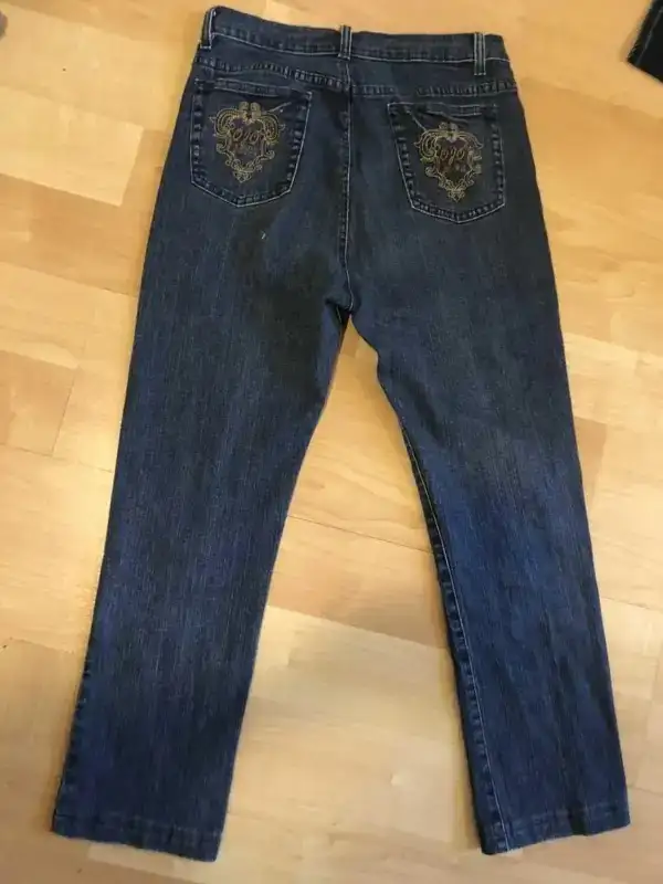 OJO jeans $15, size 28-29 (8-10), high waist, above ankle jeans in Women's - Bottoms in Oakville / Halton Region - Image 6