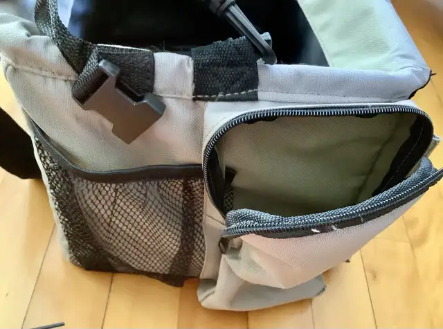 Panier de vélo ou de voiture  pour chien de petite taille in Accessories in Lanaudière - Image 7