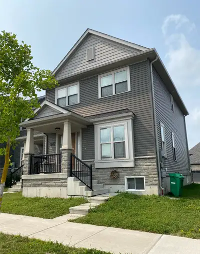 One room for rent in a gorgeous 5 bedroom home! Close to Trent, walking distance to grocery stores!...