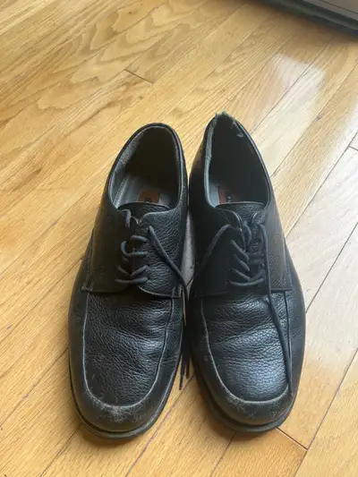 Florsheim Men’s Leather Dress Shoes – Size 9, View more