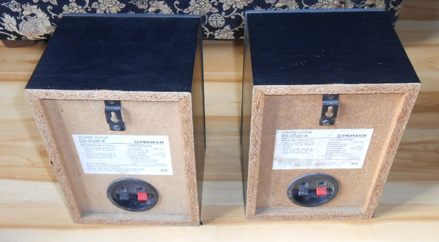 PIONEER CS-X500-K 40W Bookshelf Speakers, 8 ohms dans Haut-parleurs  à Longueuil/Rive Sud - Image 3