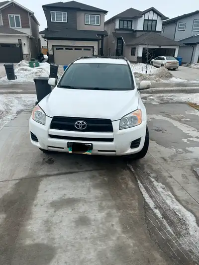 2011 Toyota Rav 4, SUV. Driven 224,000 kilometres. Fresh safety 2011 Toyota Rav 4.