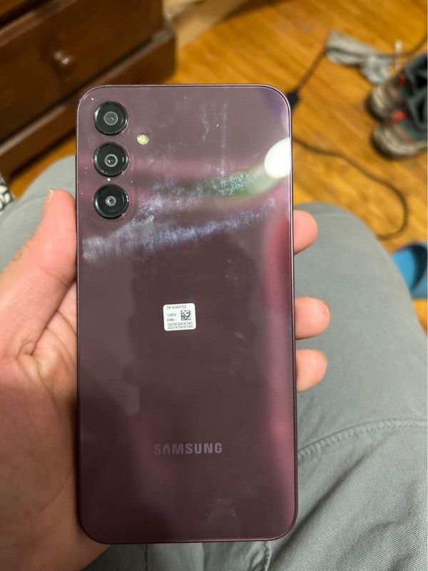 Samsung A24 brand new in Cell Phones in Mississauga / Peel Region