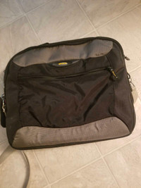 Targus gear top-load laptop bag 
