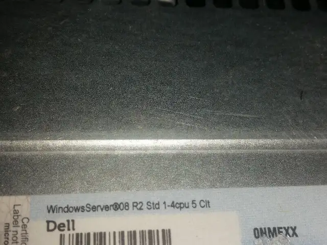 dell poweredge r420 2x quadcore 32 gig 2x 300g windows server 08 in Other in City of Montréal - Image 4