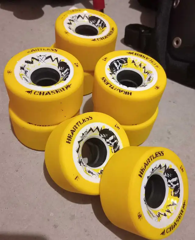 Womens Roller Skates - Lots of extras! in Skates & Blades in Peterborough - Image 5