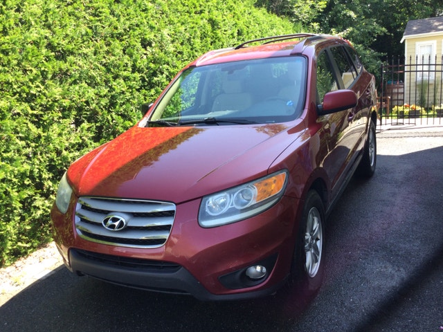 Hyundai Santa Fe 2012 4WD 3.5 litres V6 — photo 2