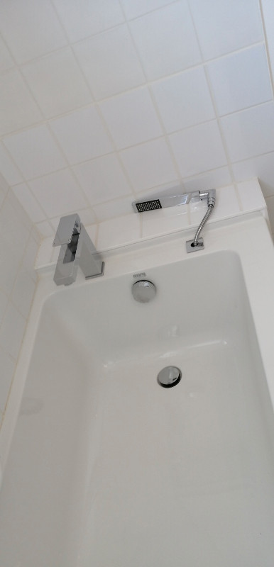 Bain Oceania en Alcove Blanc dans Articles pour la salle de bains  à Longueuil/Rive Sud - Image 3