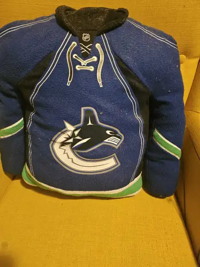 Vancouver Canucks pillow/cushion , View more