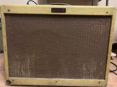 90s Fender blues deluxe amp for sale 275$, View more