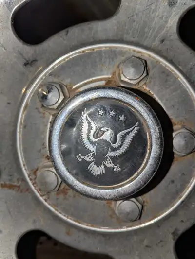 Not sure what they're off of but I got three available on hubcaps. Hubcaps are in good condition. Th...