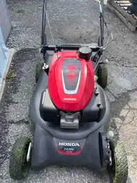 Honda lawn mower 