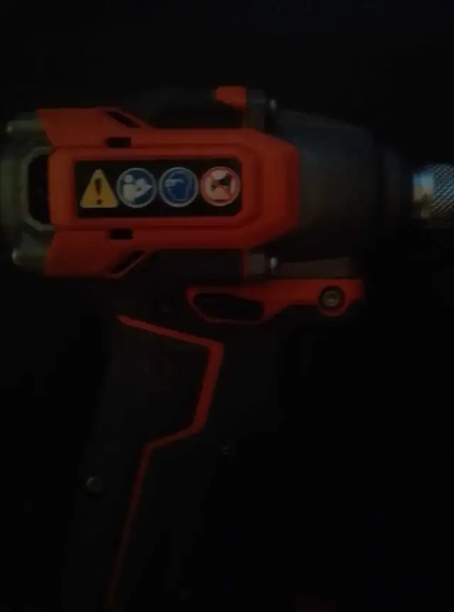 Ridgid Impact Driver & 5ah hyper  lithium battery  in Power Tools in Hamilton - Image 3