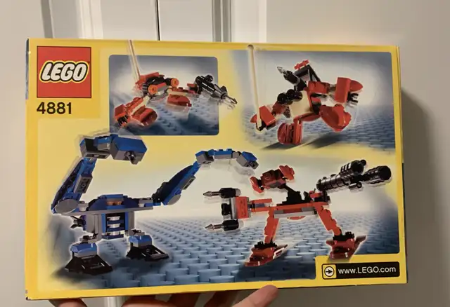 Lego Designer Set 4881 Robo Platoon New in Toys & Games in Burnaby/New Westminster - Image 3