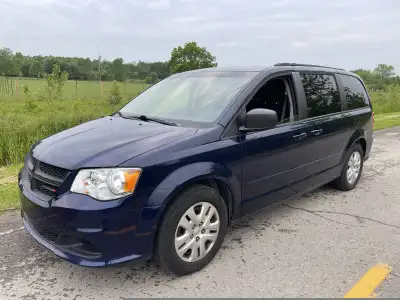 2017 dodge grand caravan sxt Sto and go, v6 3.6L 187000km auto, dvd system Oil and transmission serv...