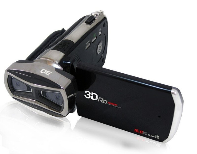 Caméra Vidéo Photo Digitale 3D 16MP 3.2” LCD NEW NEUVE dans Appareils photo et caméras  à Laval/Rive Nord - Image 4