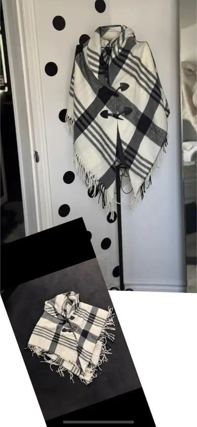 woman’s poncho o/s AVON, View more
