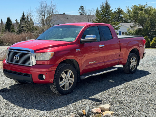 2011 Toyota Tundra Limited 4WD CrewMax - $14000 obo in Cars & Trucks in City of Halifax