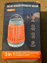 Lanterne solaire pour moustiques W890-1