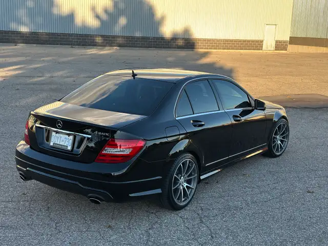 2012 C300 4matic 607300870776432642