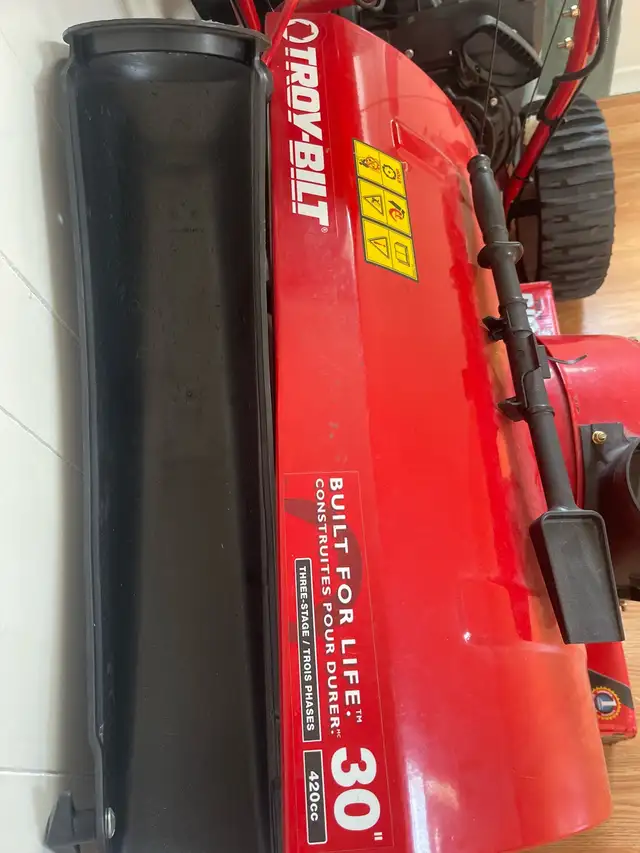 Souffleuse a neige 30 pouces 420 cc in Lawnmowers & Leaf Blowers in Longueuil / South Shore - Image 4