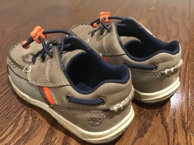  Timberland kids' shoes in size 8.5,  in Kids & Youth in Mississauga / Peel Region - Image 4