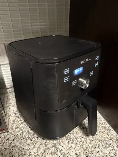 Instant Pot 5.7L 6 Quart Air Fryer , View more