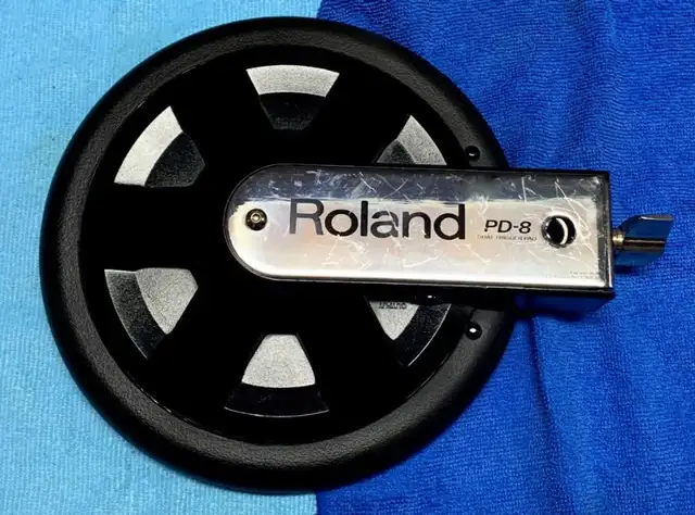" Roland and Yamaha -Electronic Drum Pads " in Drums & Percussion in Belleville - Image 4